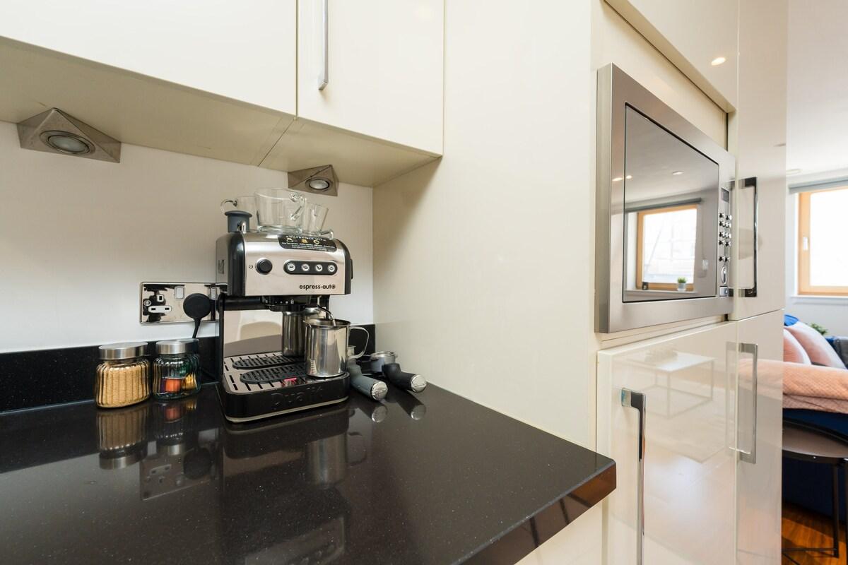 In the heart of Cardiff City Centre6