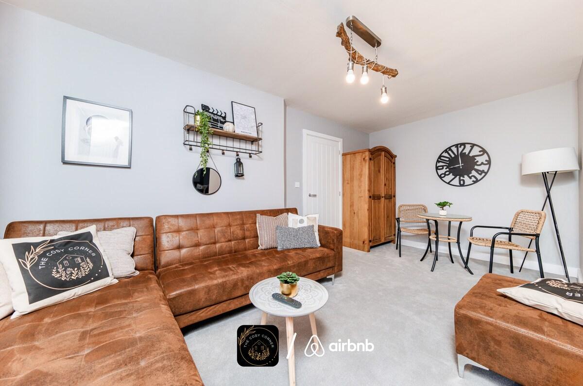 3 Bedrooms, Parking, Trafford, Salford & MCRCentre4