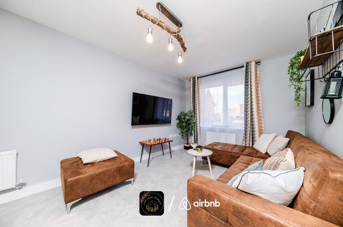 3 Bedrooms, Parking, Trafford, Salford & MCRCentre5