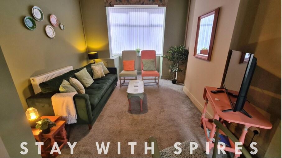 Jasper's 4 bedroom 2 bathrooms in Meir - Stoke6