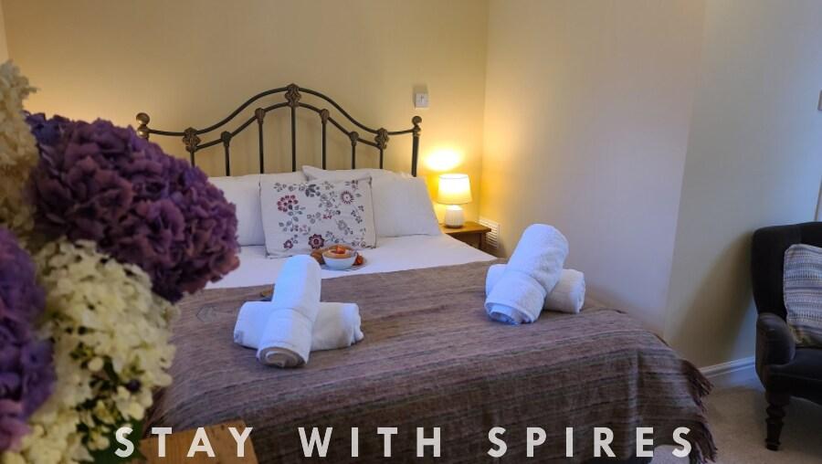The Garden Room Studio apartment sleeps 2