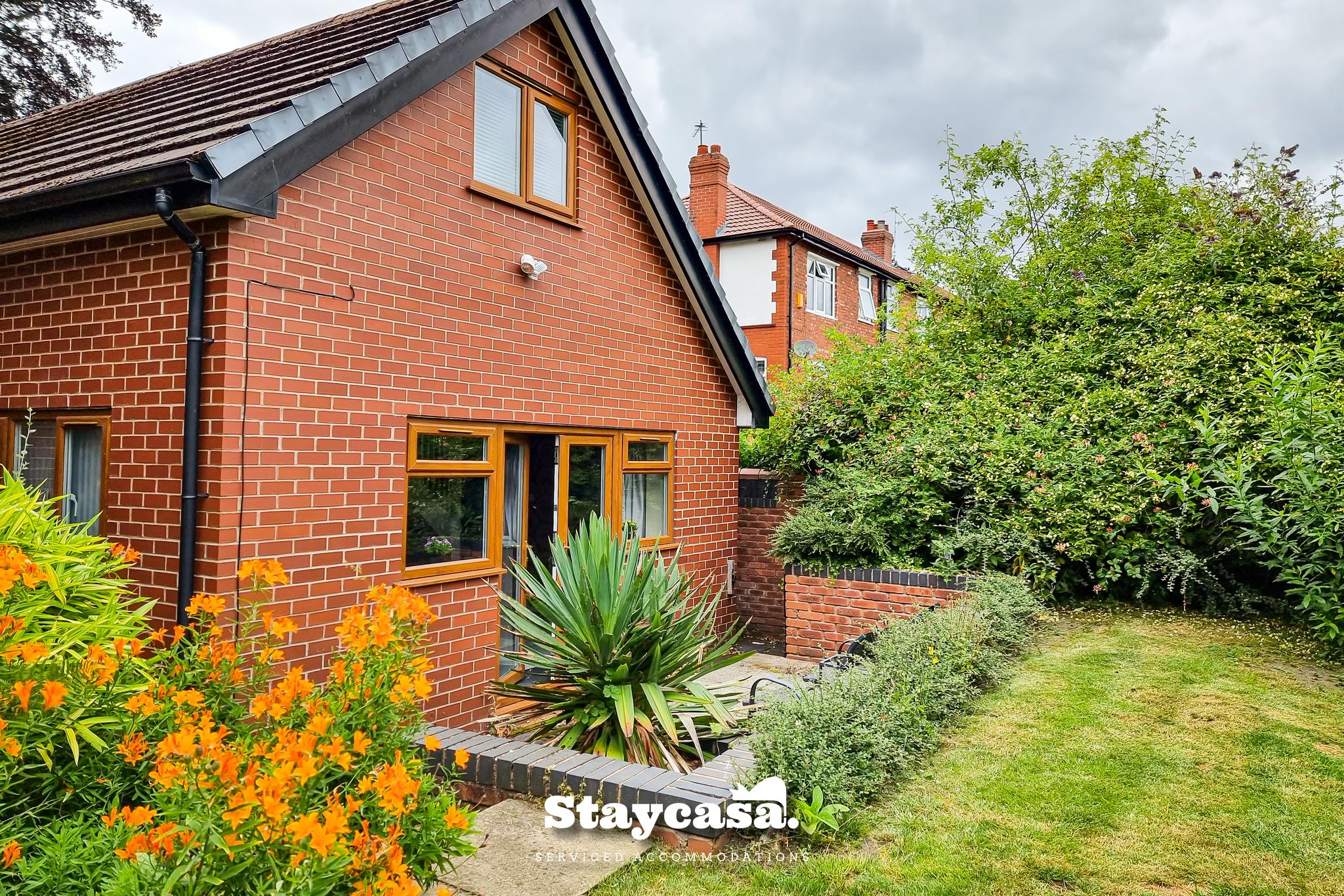 Tranquil Annex with Hidden in Beautiful Setting