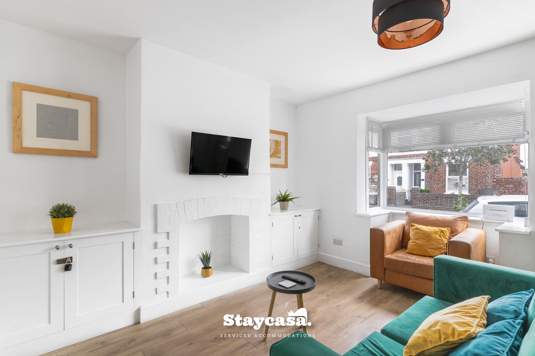 Spacious 2BR Home w/ Garden | 2-Min Walk to Town2