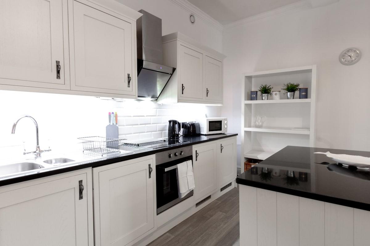 Chic Centrally Located 1Bed Apt in Chester5