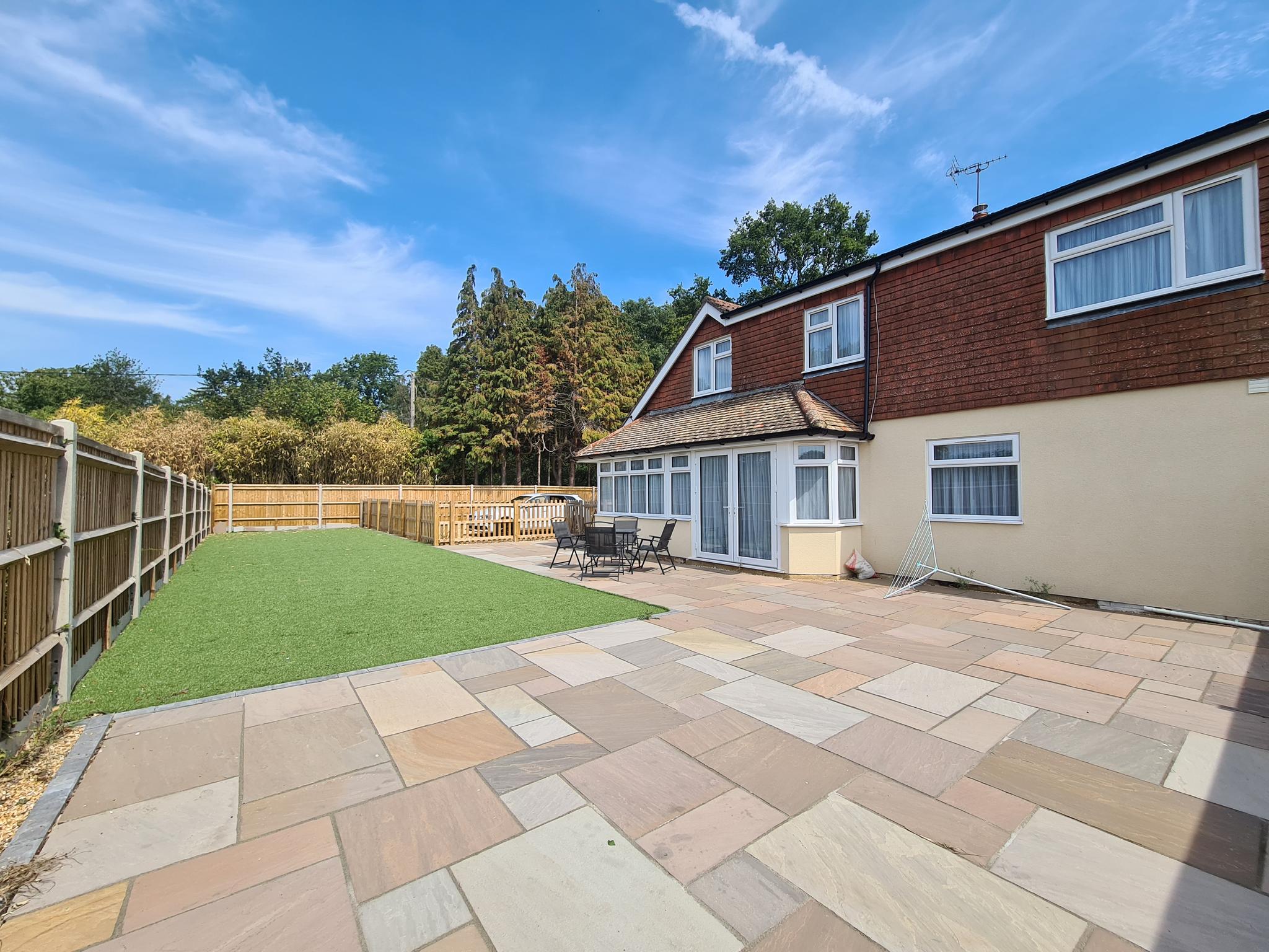 Contractor House • Sleeps 6-17, Parking • M27/M32