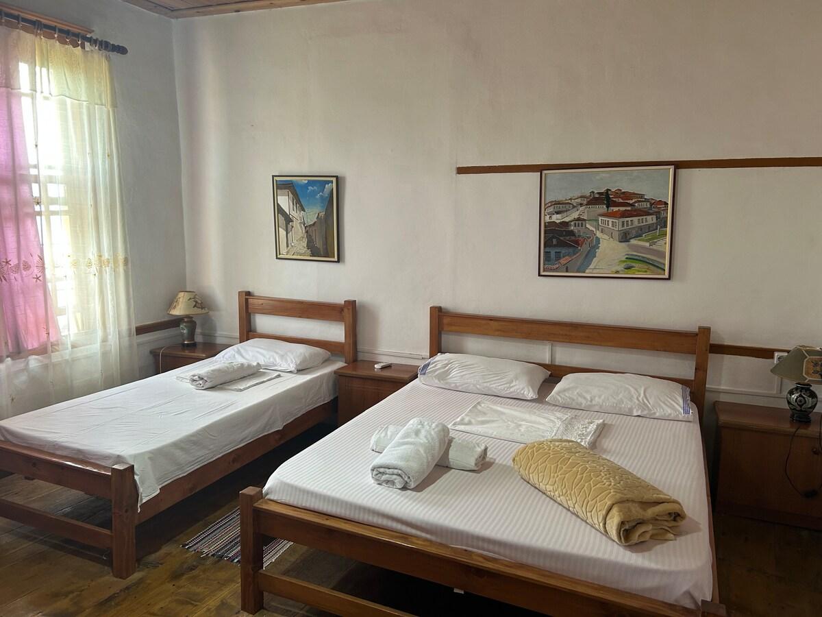 Guesthouse Vasili - Berat Castle6