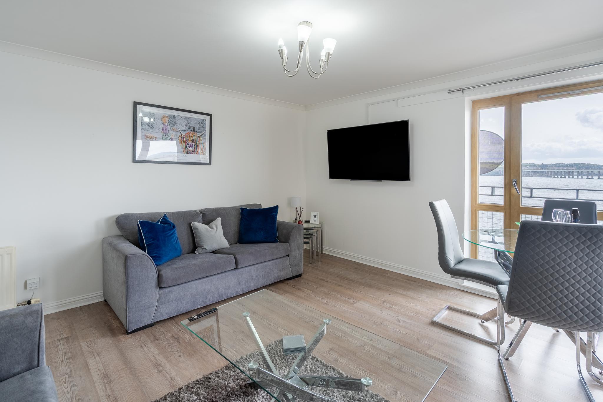 City Quay Apartment4