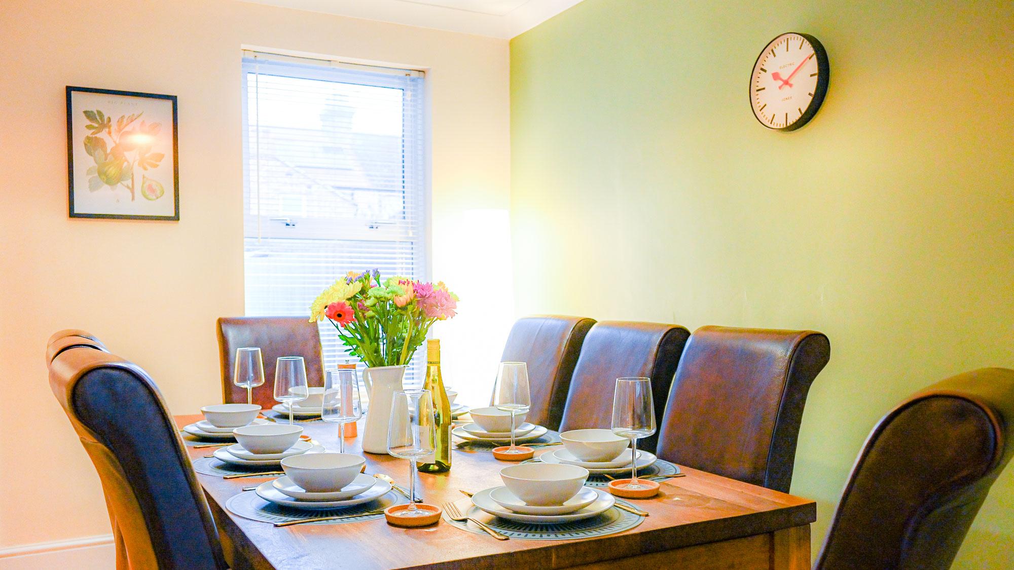 3-Bed Contractor & Family Home: Parking, WiFi, PS53