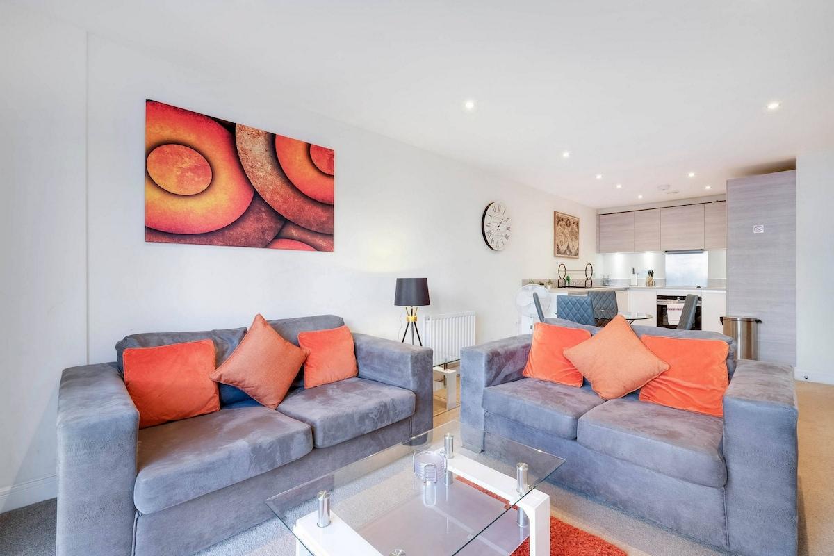 Alder House Serviced Apt. Maidenhead by 360stays