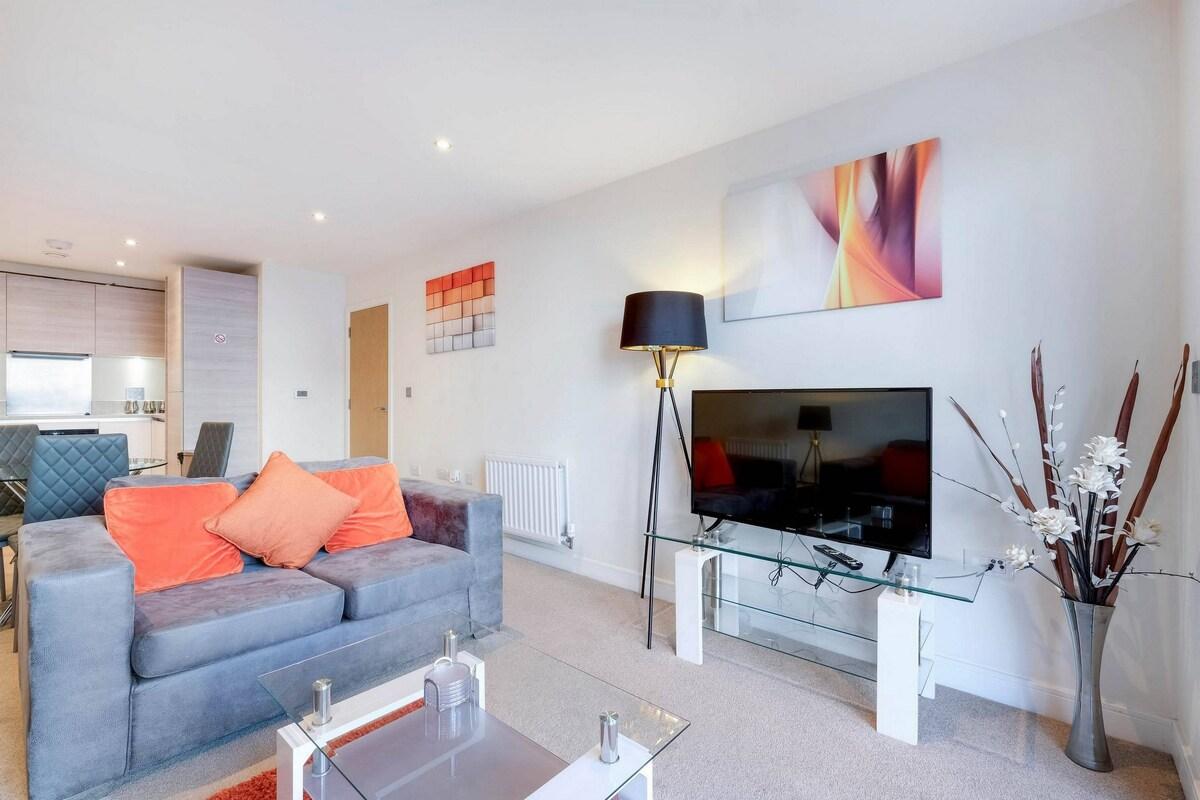 Alder House Serviced Apt. Maidenhead by 360stays4