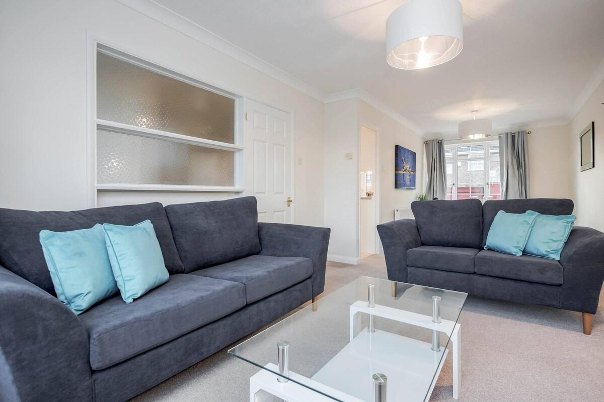 Charming 3 Bed house Family and Long-stay Discount3
