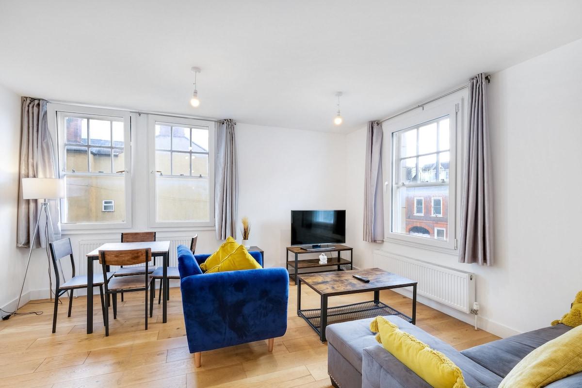 Eastons 2 Bedroom Apartment with Sofa Bed5