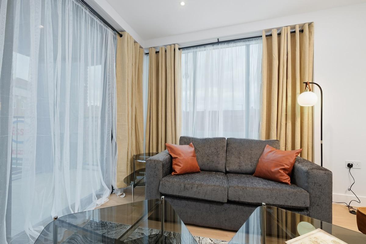 Belmore 2 Bedroom Luxury Apt. + Parking - 063