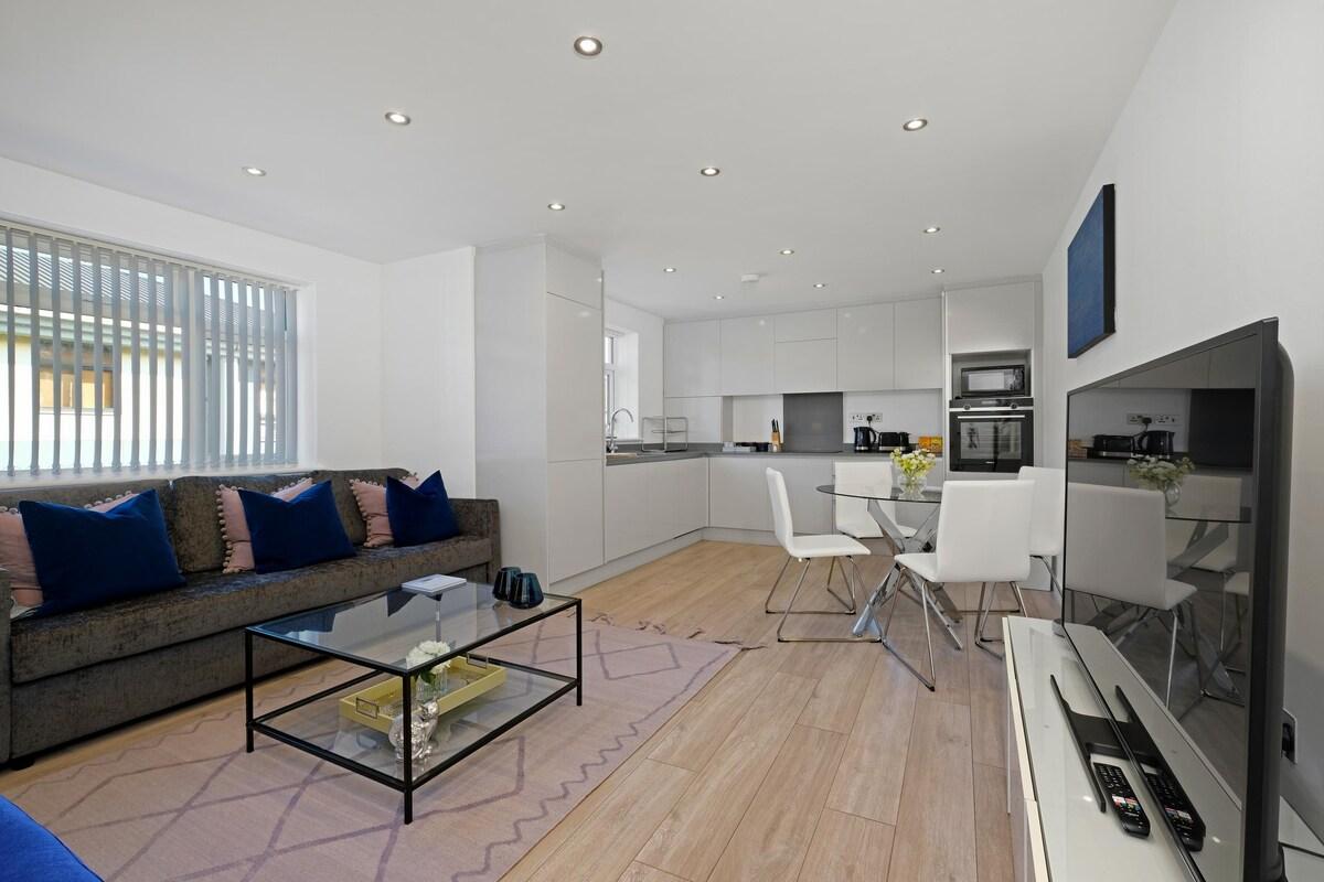 St Martins 2 Bedroom & 2 Bathroom Apt. 2 - Ruislip2