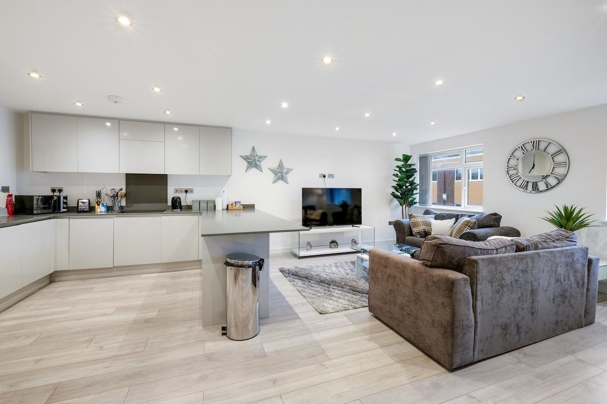 St Martins 2 Bedroom & 2 Bathroom Apt. 4 - Ruislip3
