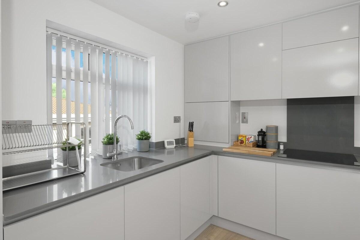 St Martins 2 Bedroom & 2 Bathroom Apt. 6 - Ruislip5