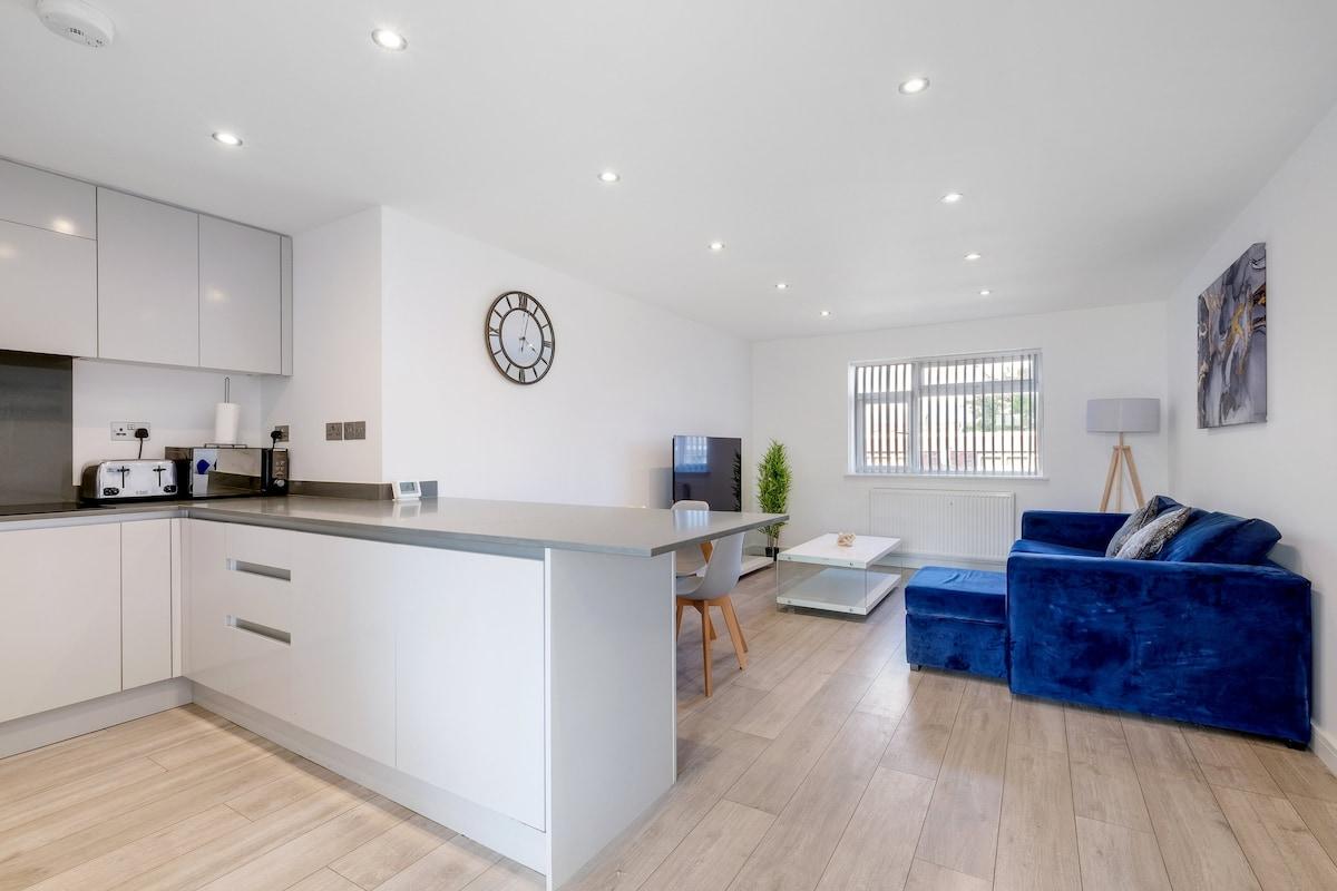 St Martins 2 Bedroom & 2 Bathroom Apt.09 - Ruislip5