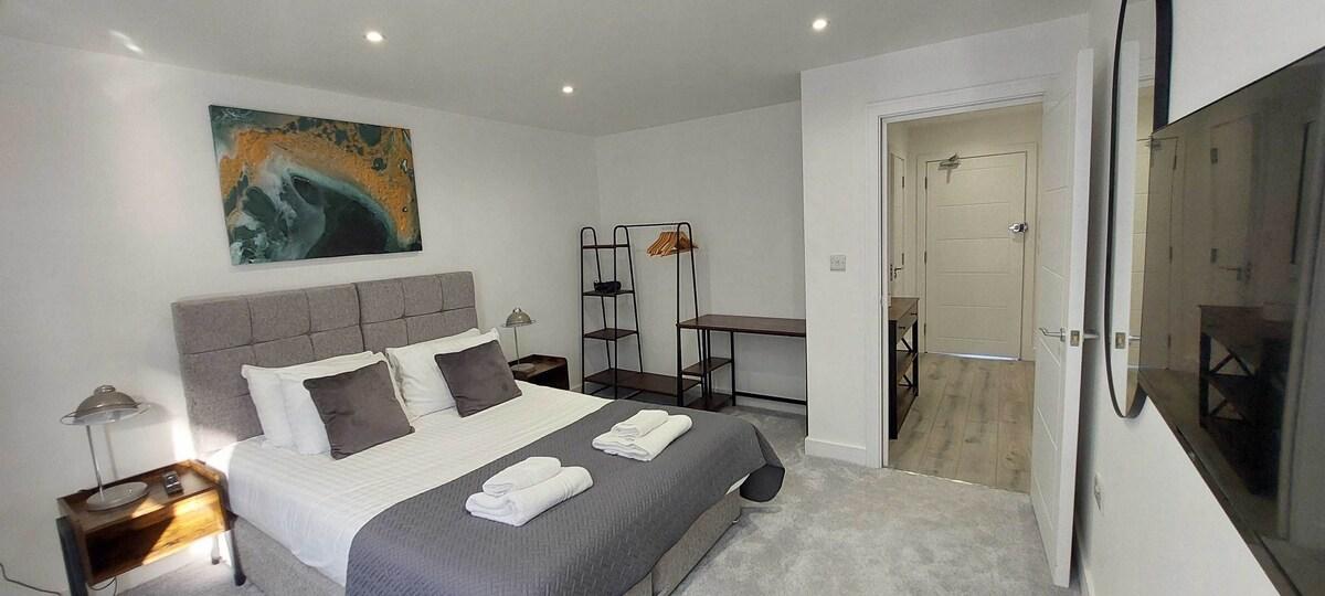 Modern 1 bedroom Apt. 02 Town Centre Camberley2