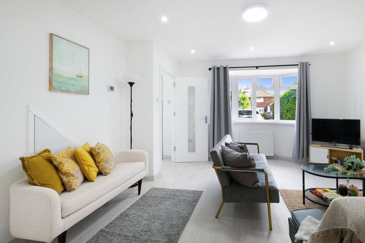 Denham Close  3 Bedroom, 1.5 Bathroom Home4