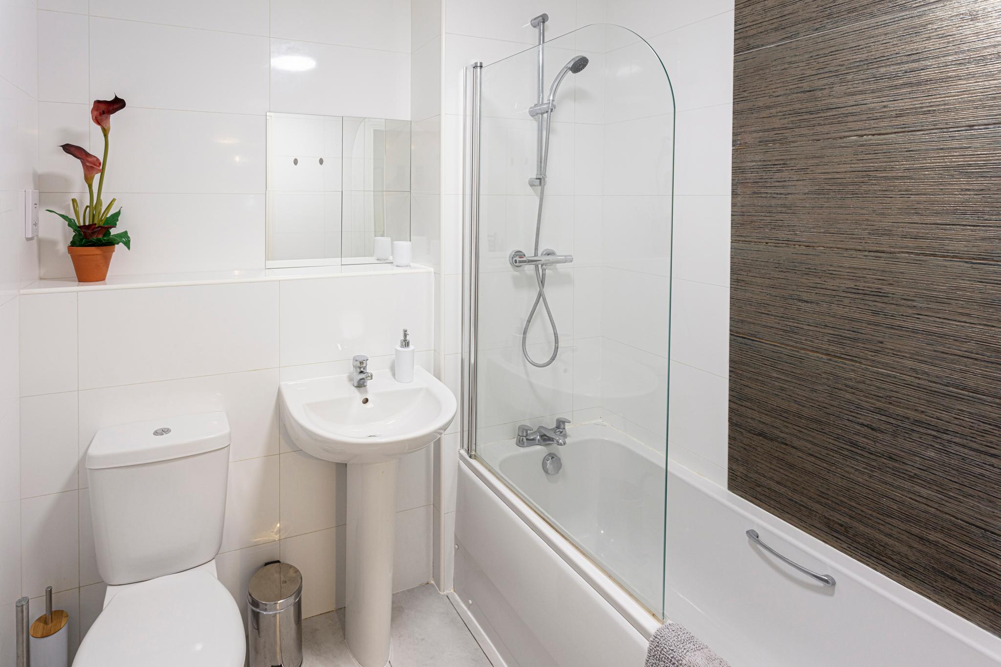 Station Apartment3