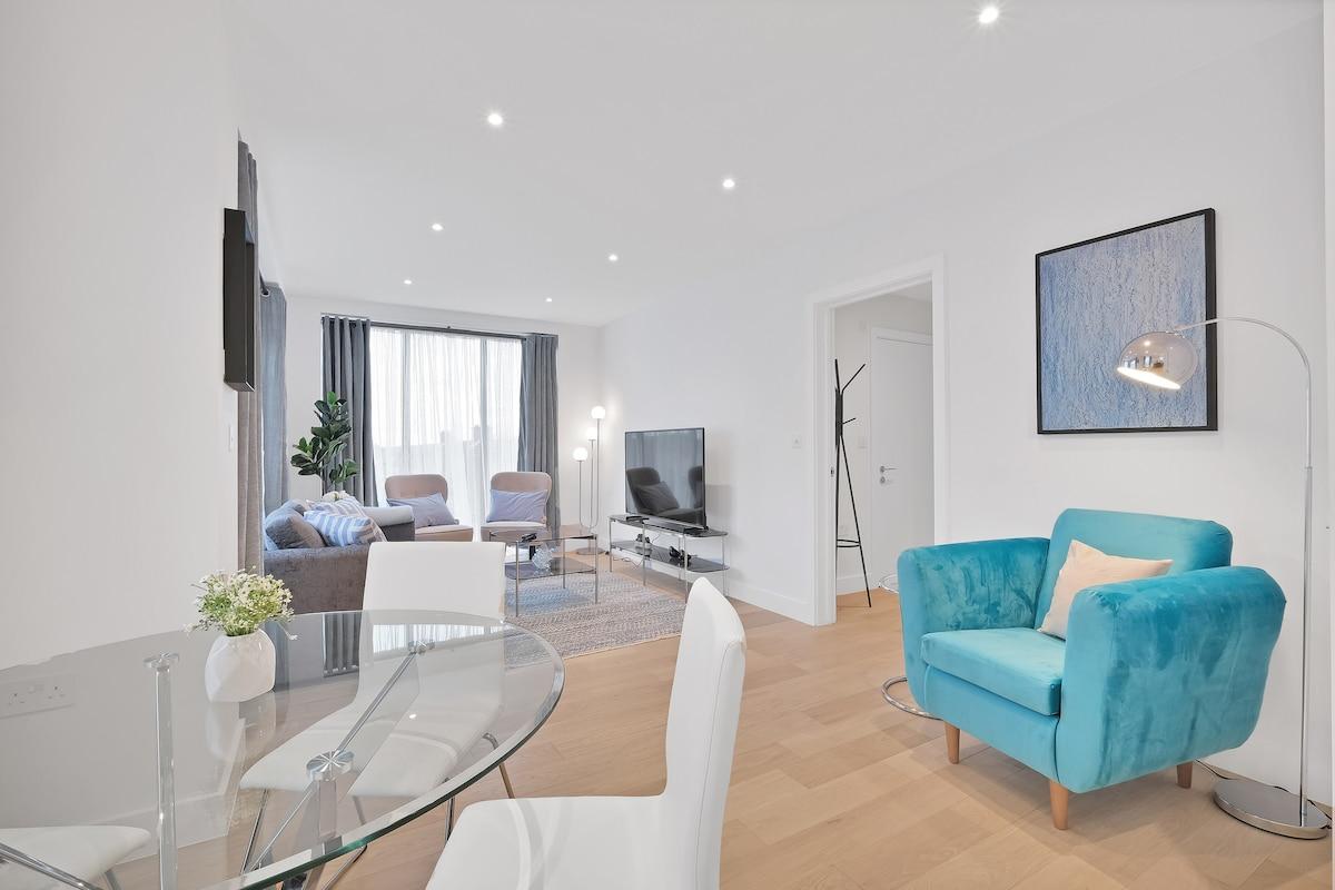 Belmore 1 Bedroom Luxury Apt. with Parking - 102