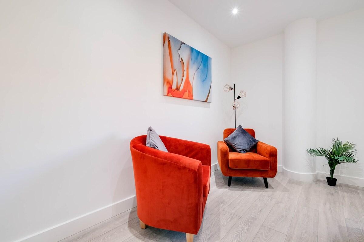 Corby Town Centre Serviced Apartment-01 with Wi-Fi5