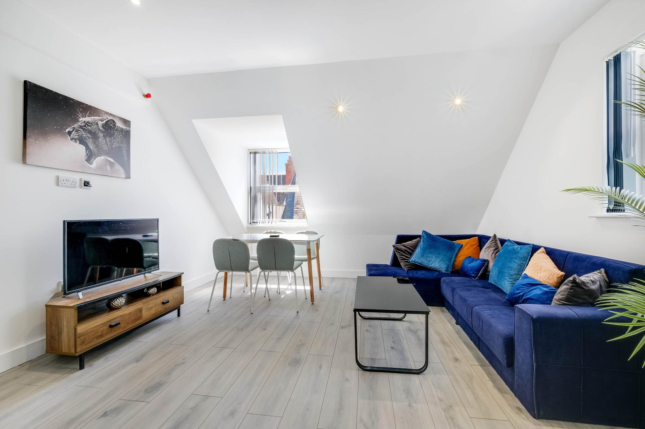 Modern 1 bedroom Apt. 06 Town Centre Camberley3