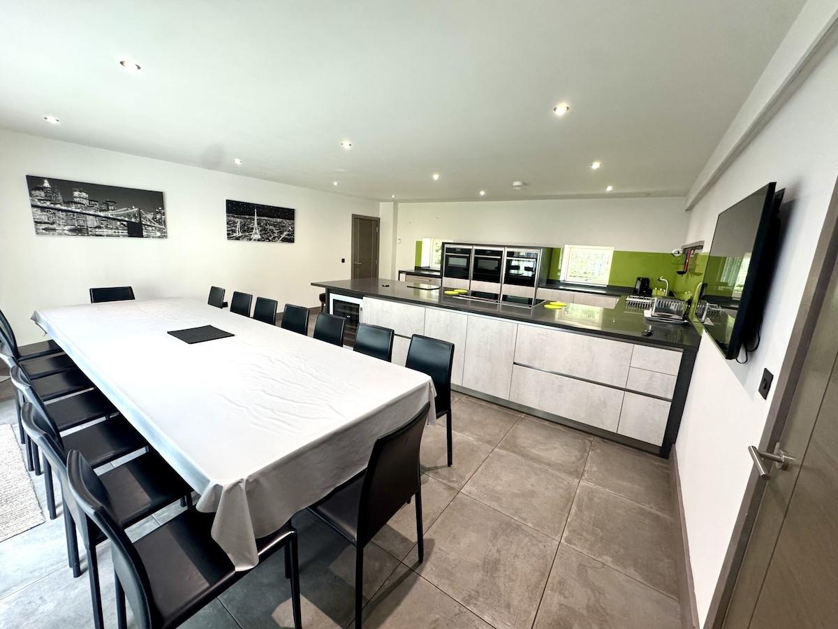 Silvercopse, An Oxfordshire Retreat- 6 bedrooms