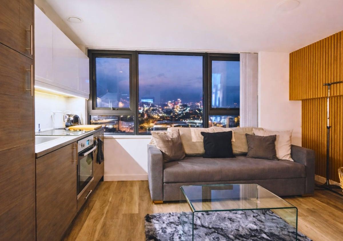 Stylish City Escape near Cavern Quarter, sleeps 4