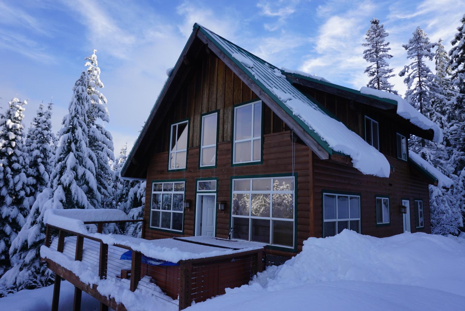 Hot Tub Cool Views: Roaring Creek Cabin3