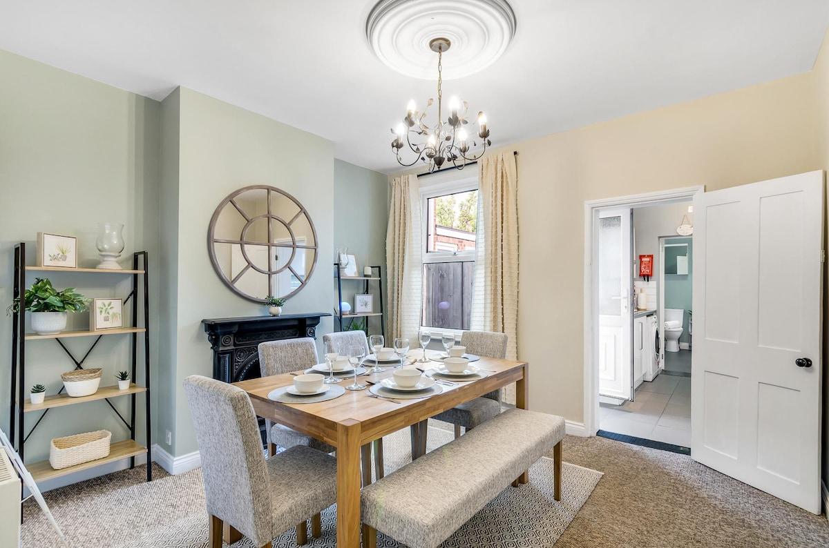 Cozy Norwich Stay Near Cathedral + Parking