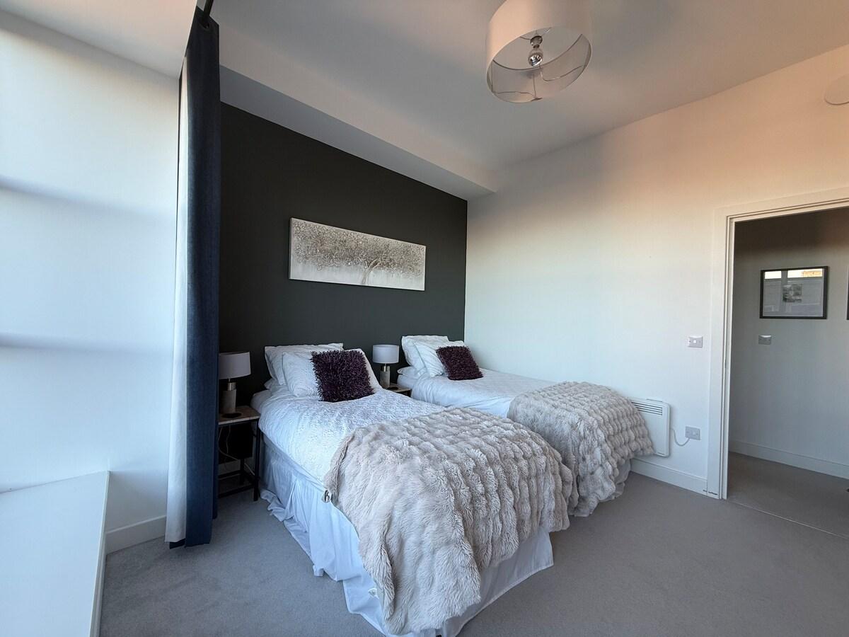 Castle View by Ginger & Gold | Luxury Norwich Apt2