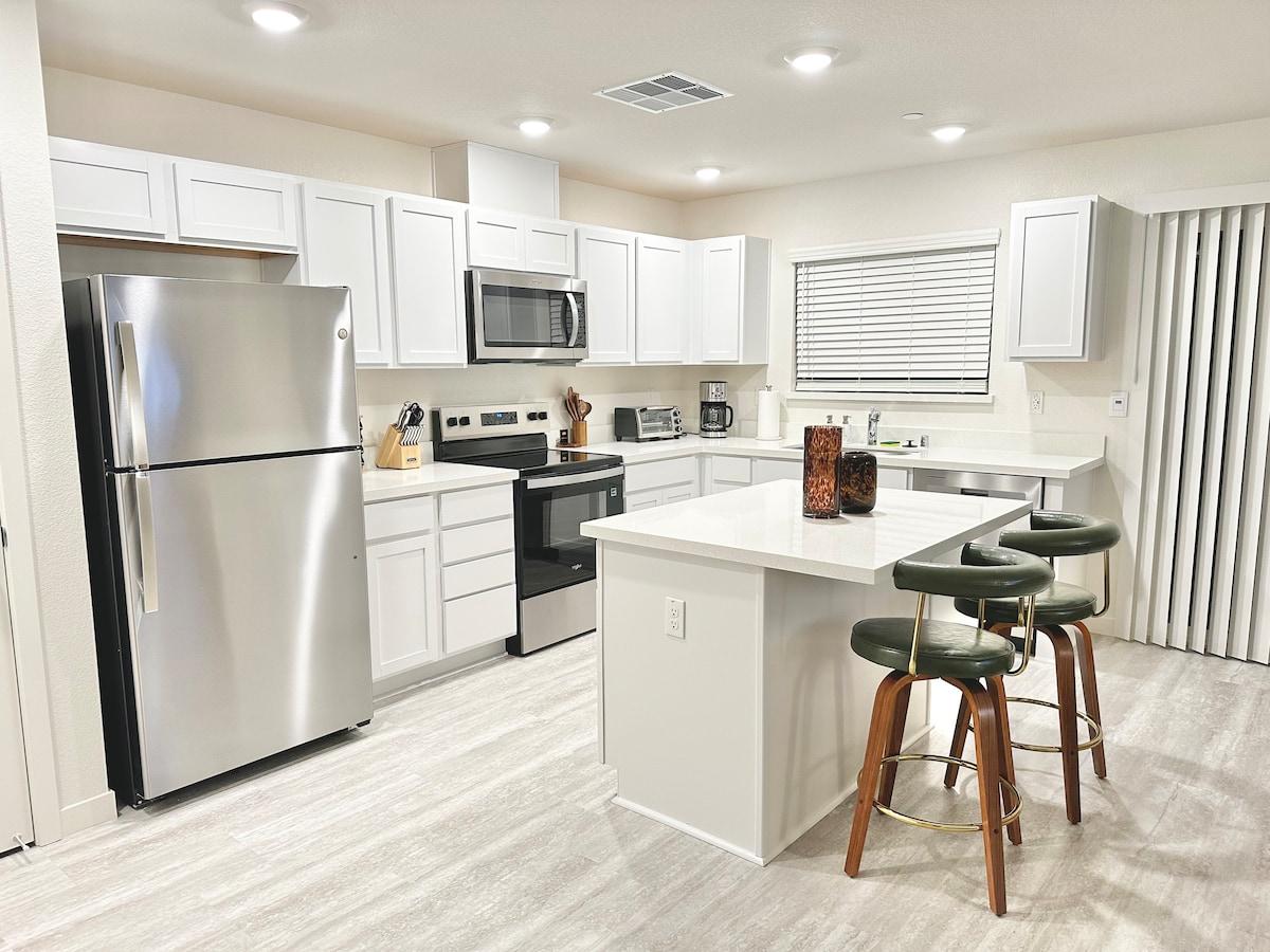 Luxury Getaway | 4Bed 2.5Bath | Near Galleria Mall4