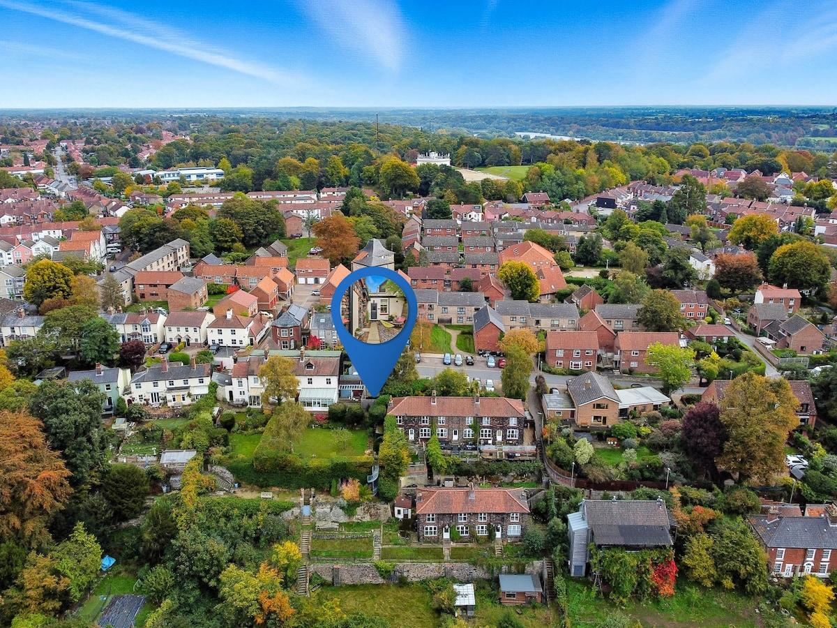 Cosy Ensuite Annex | Norwich Station | Long Stays5