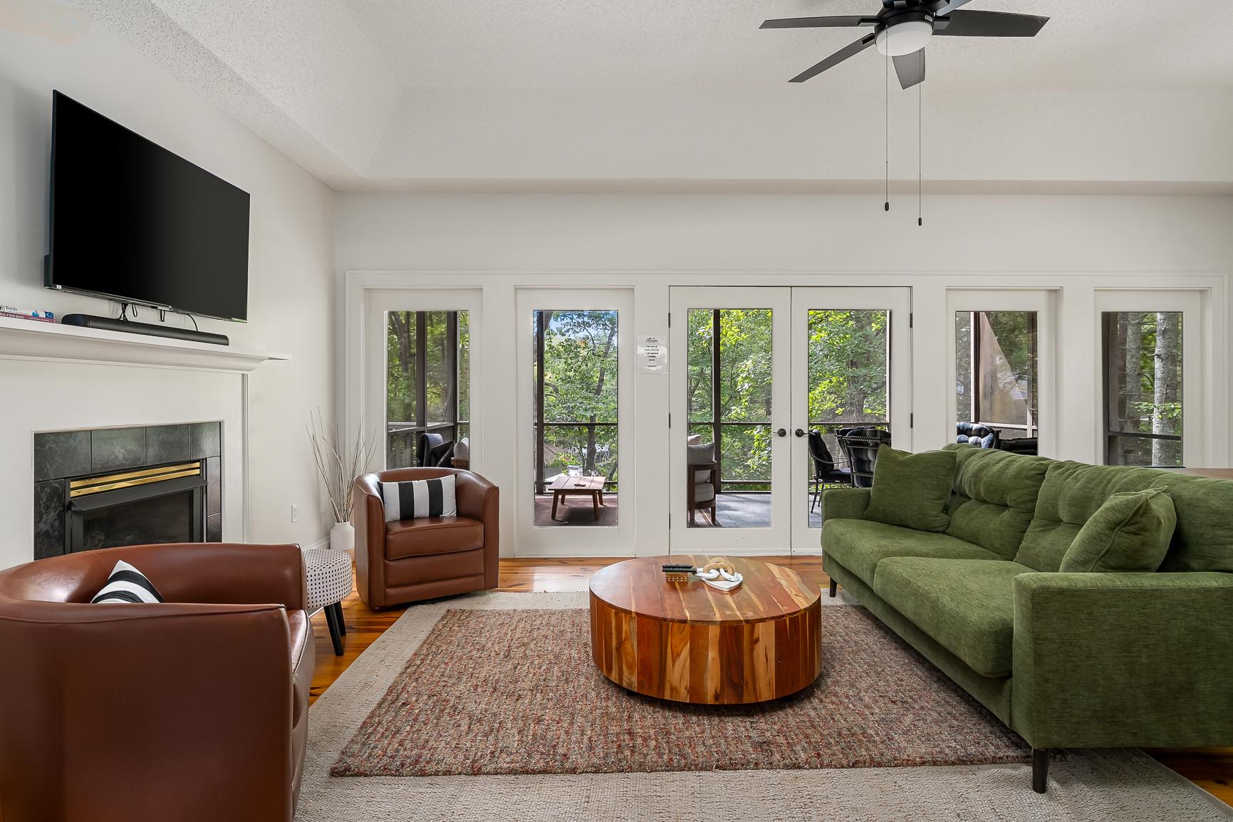 Close to Clemson for Concerts and Events!6