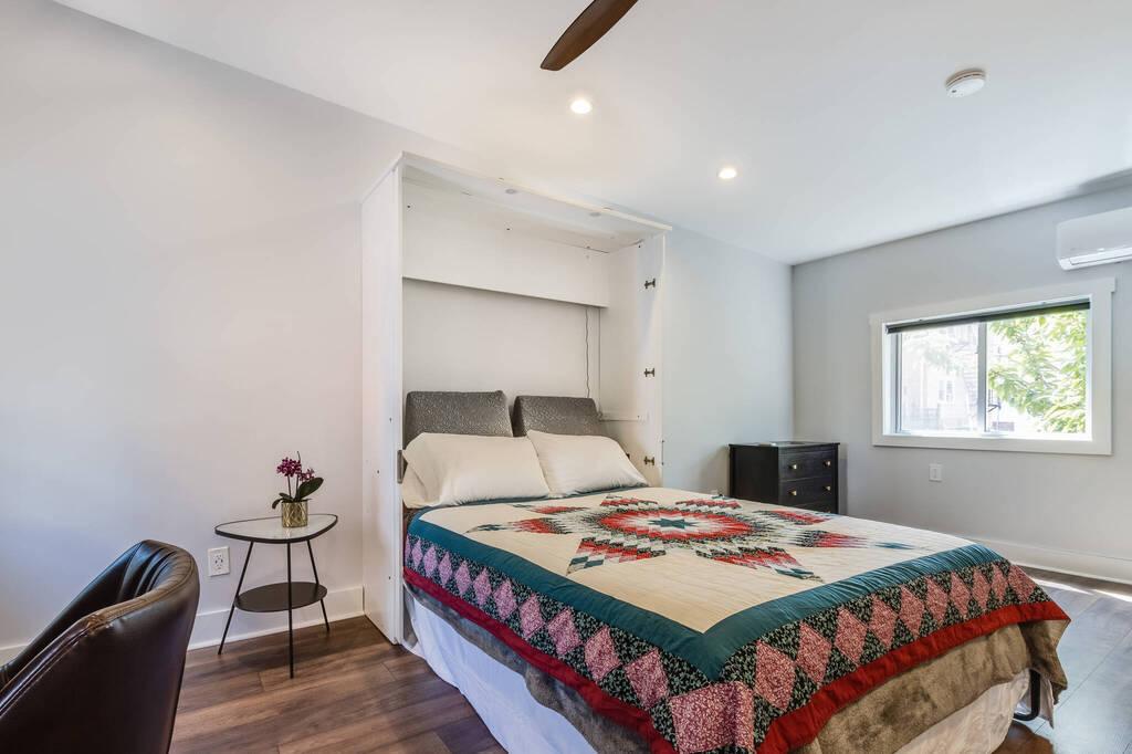 Historic Harsimus Cove Carriage House5