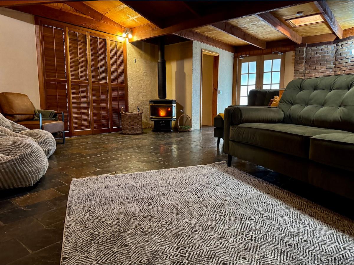 Upsandowns - 7 bedrooms with Pool, Spa and Sauna4