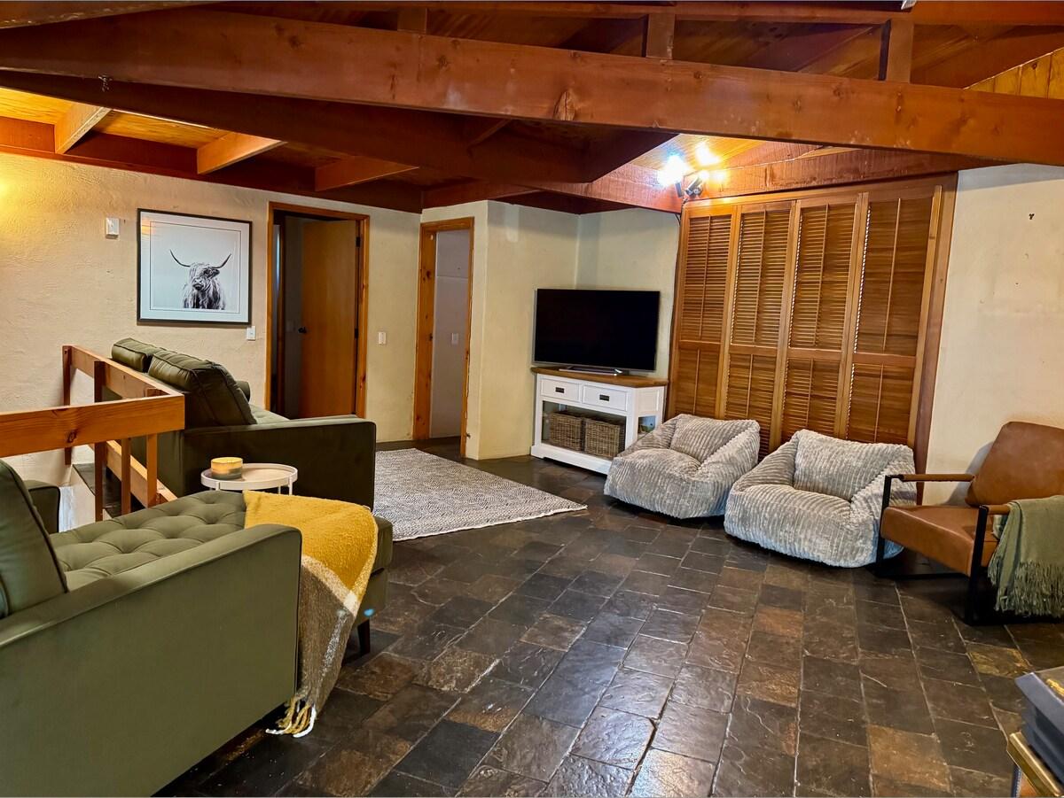Upsandowns - 7 bedrooms with Pool, Spa and Sauna5