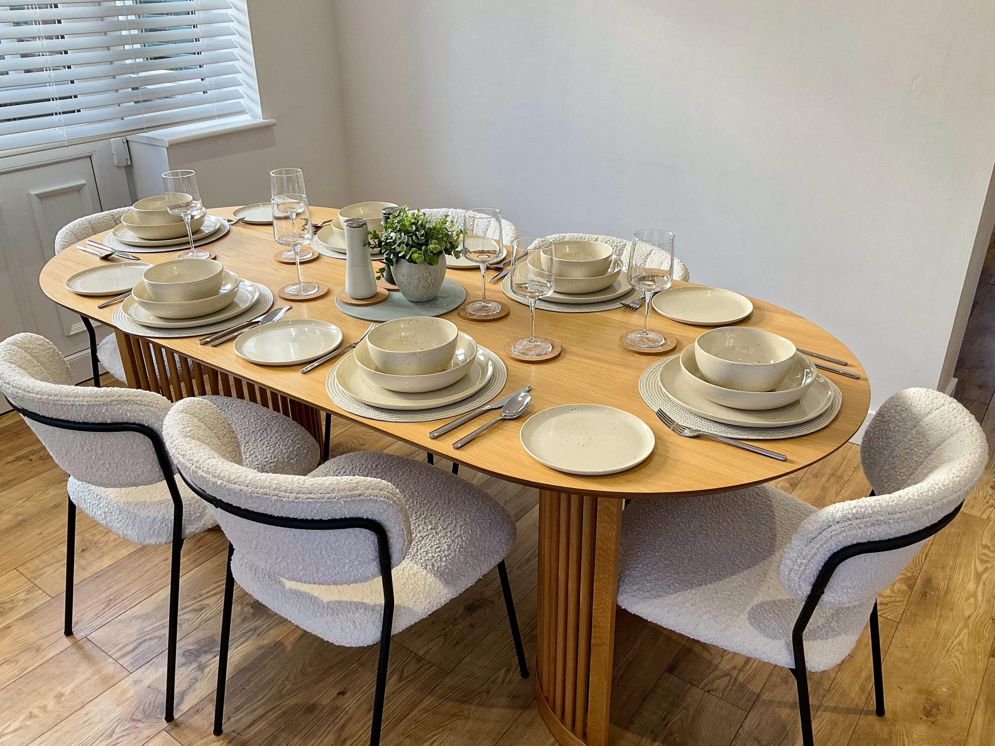 Stylish 3BR House with Free Parking & Garden2