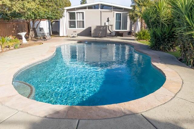 New! Charming Home in Carmichael with Pool & Patio