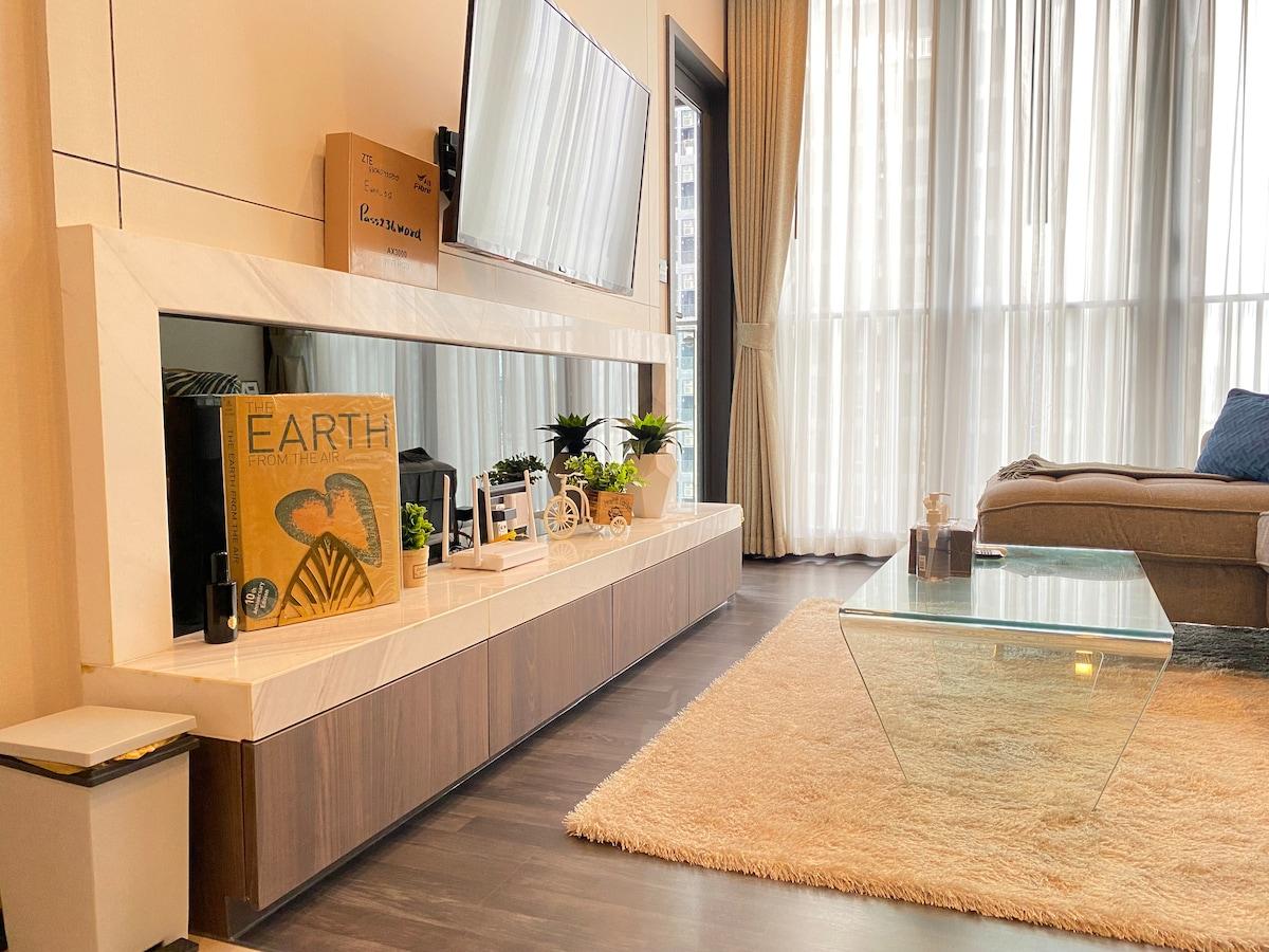 Luxury Condo in Central Bangkok walk to MRT & Shop2