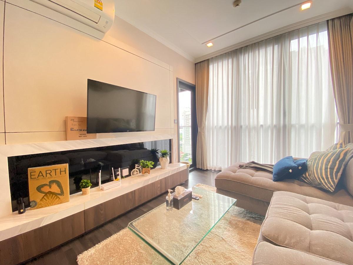 Luxury Condo in Central Bangkok walk to MRT & Shop3