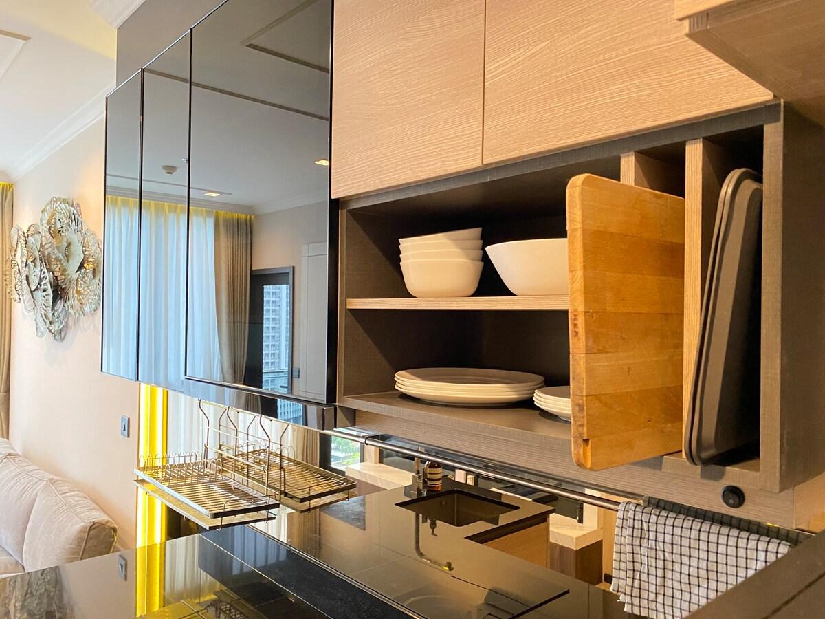 Luxury Condo in Central Bangkok walk to MRT & Shop6