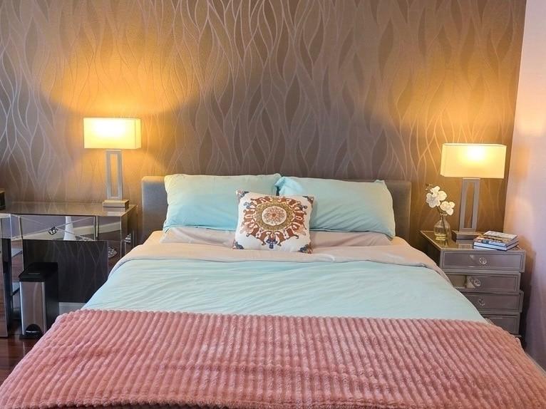 Cozy Elk Grove Condo |Private Room, Bath & Balcony