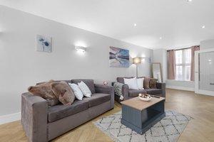 Comfortable 4 Bedroom and 3.5 Bath Family Home