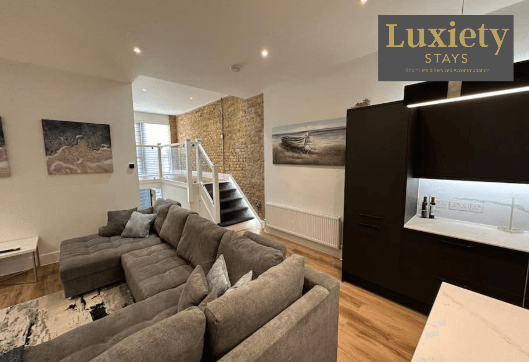 Luxiety Stays Short Lets | Stylish 2BR Apt - City3