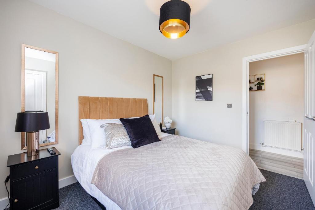 1Bedroom Modern Apartment In City Centre4