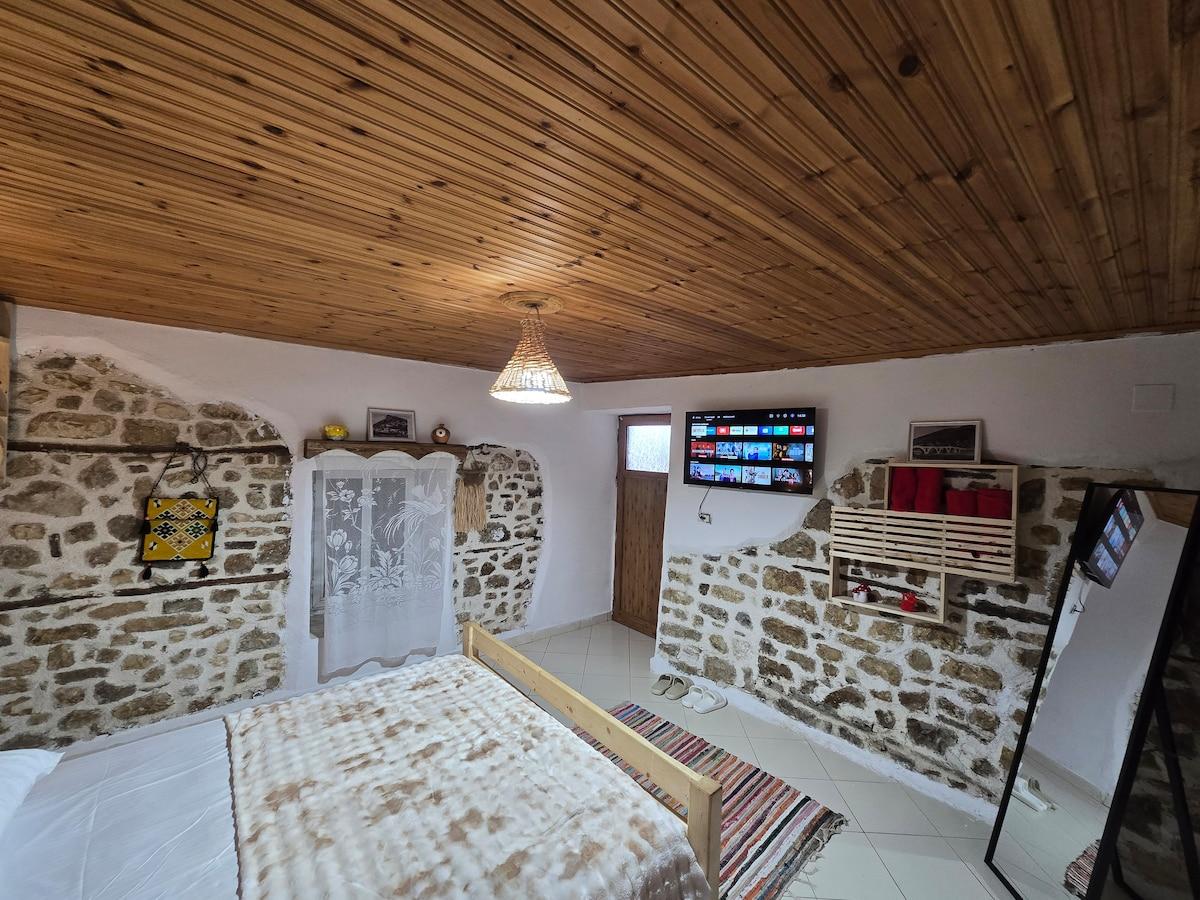 Guesthouse Maria - Berat Castle Double Room5