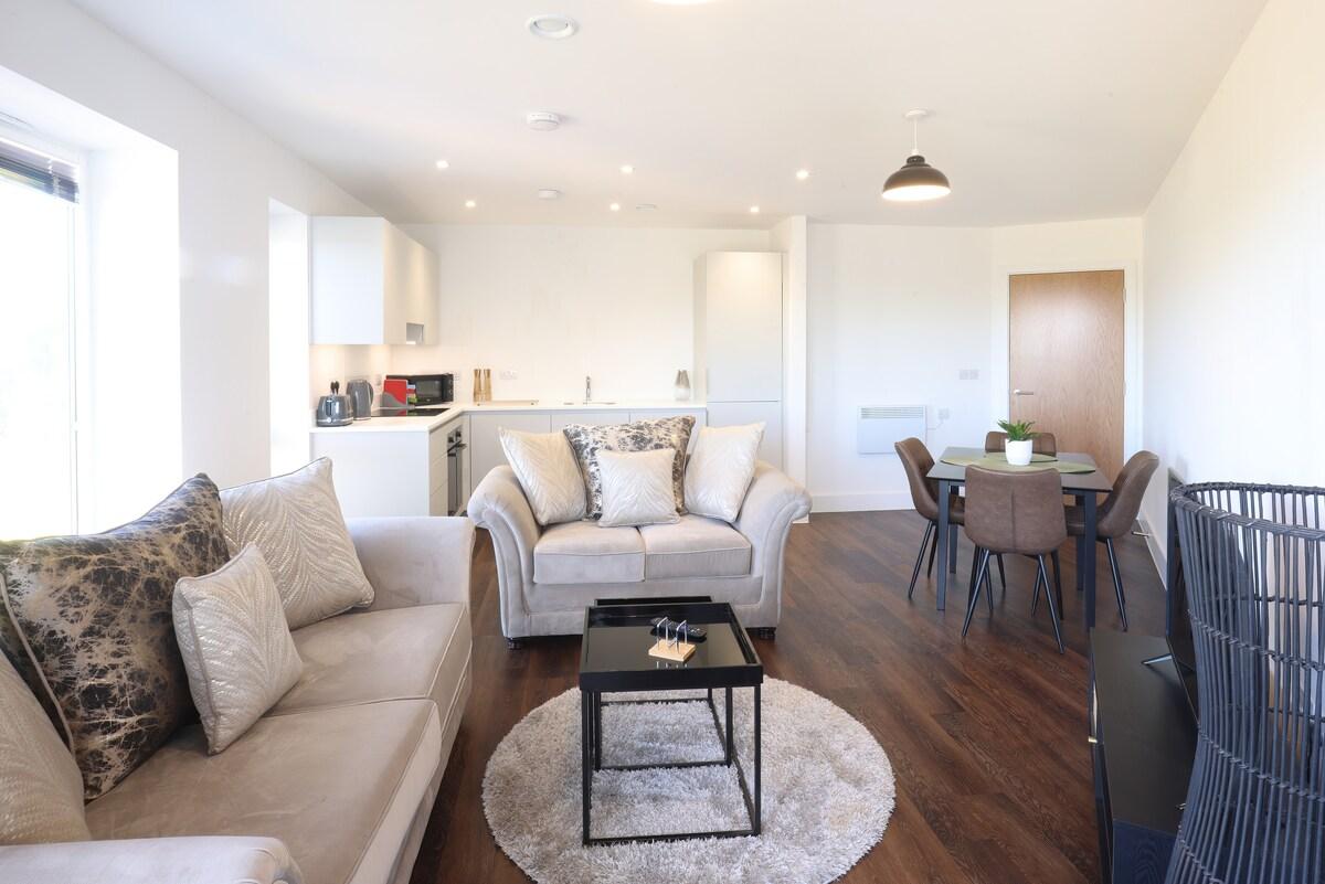2 bed, Modern apartment close to Bicester Village3