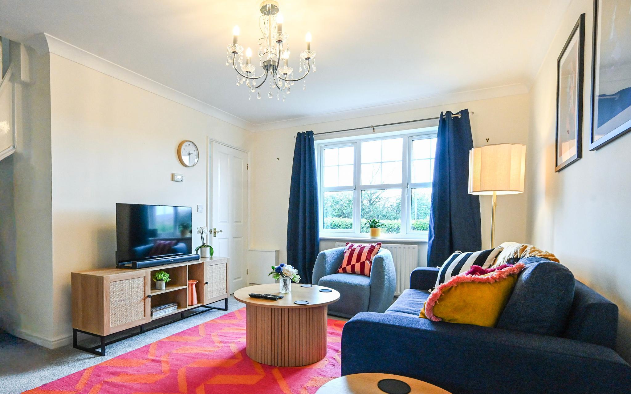 Bright Rural House | Ideal for Families & Groups